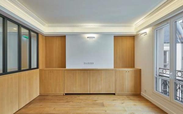 Bureaux à louer à PARIS 75009