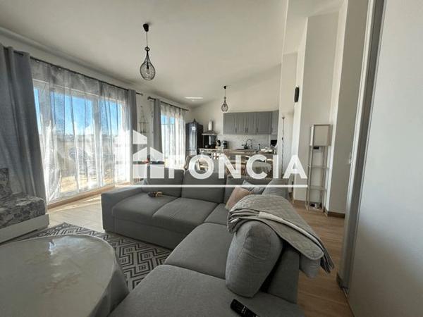 Location Appartement 3 pièces 81.9 m² - 3 RUE DU BOUQUET Vigneux Sur Seine 91270