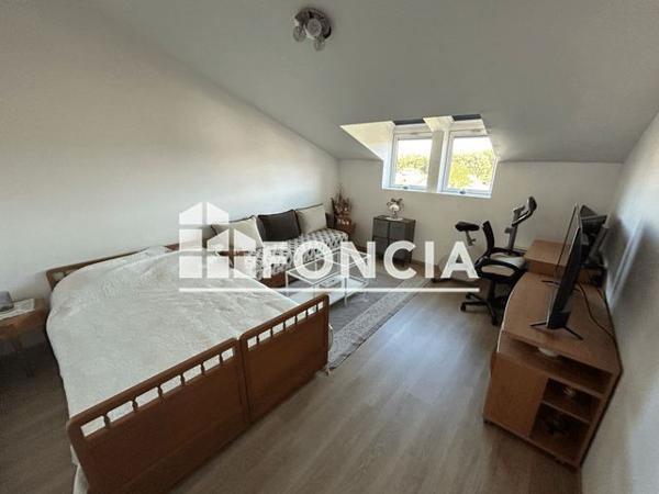 Location Appartement 3 pièces 81.9 m² - 3 RUE DU BOUQUET Vigneux Sur Seine 91270