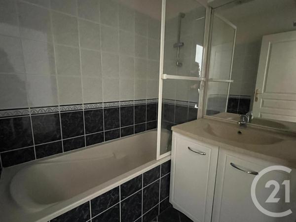 Appartement F2 à vendre  2 pièces - 50 m2 ST PRIEST EN JAREZ - 42