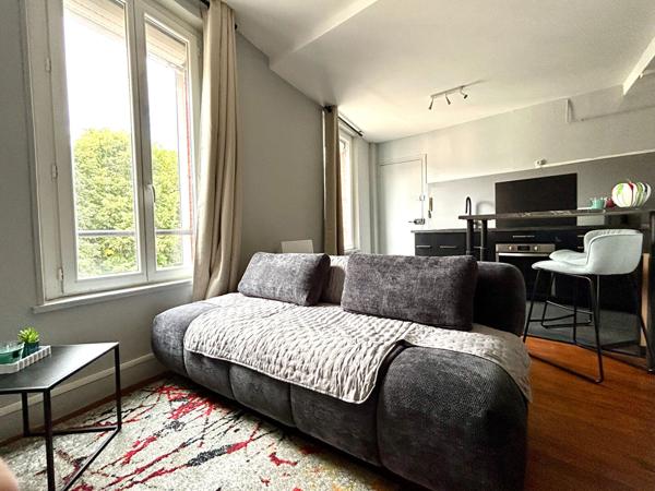 STUDIO MEUBLÉ 32,20 m² - MARINES
