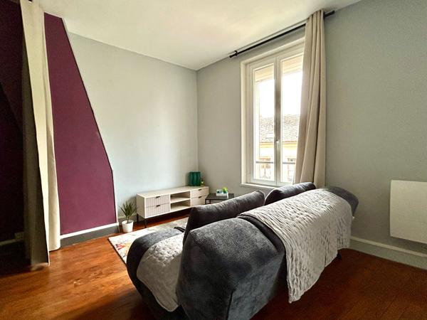 STUDIO MEUBLÉ 32,20 m² - MARINES