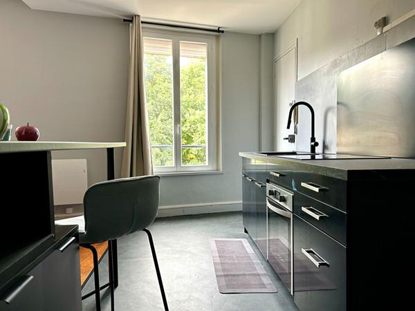STUDIO MEUBLÉ 32,20 m² - MARINES