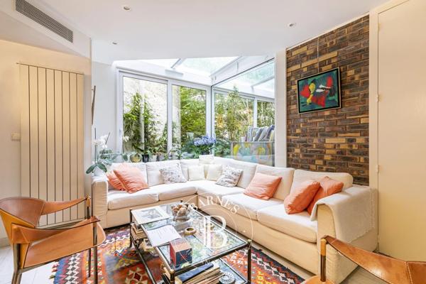 Paris 16ème, Appartement 1 Chambre -  213 m² à vendre
