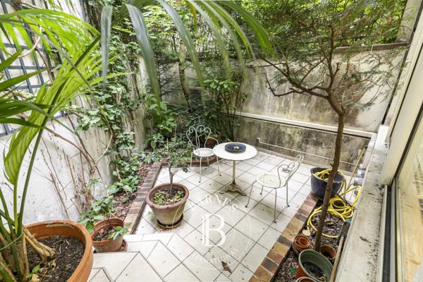 Paris 16ème, Appartement 1 Chambre -  213 m² à vendre