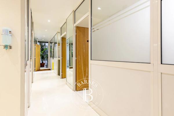 Paris 16ème, Appartement 1 Chambre -  213 m² à vendre