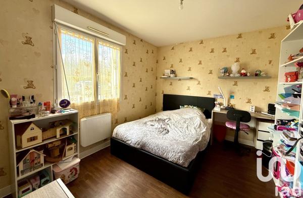 Maison 5 pièces de 106 m² à Saint-Jean-de-Bonneval (10320)