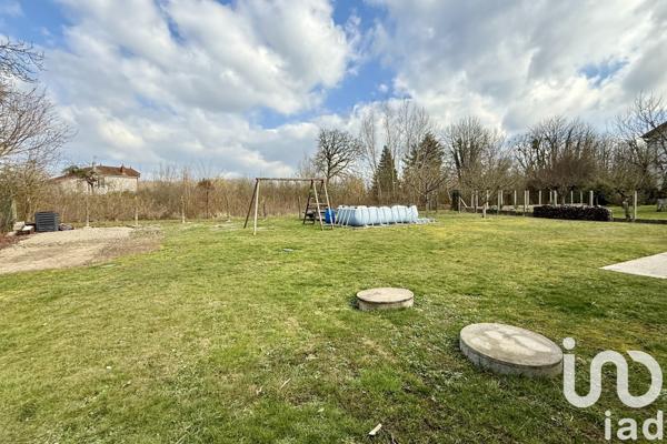 Maison 5 pièces de 106 m² à Saint-Jean-de-Bonneval (10320)