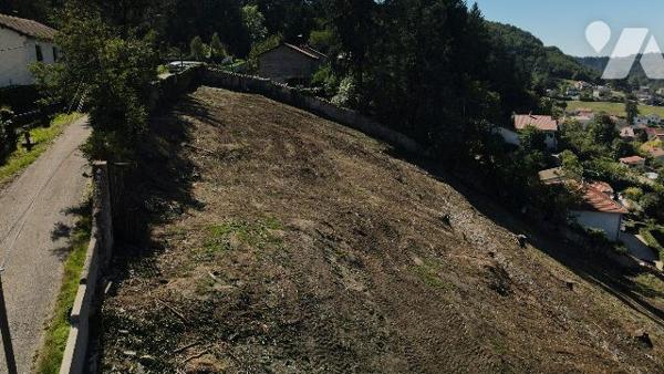 Unique à AUREC SUR LOIRE