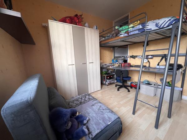 Appartement
         3 pièces
        - 63 m² Exclusivité 84 000 € *