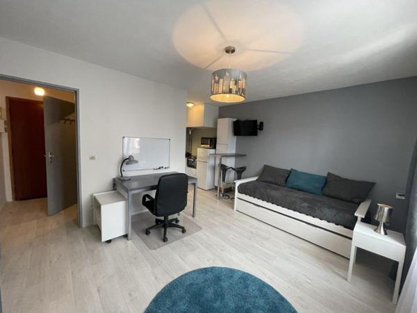 A LOUER : T1 à LILLE • Jb lebas • 600 € CC • Réf. G575