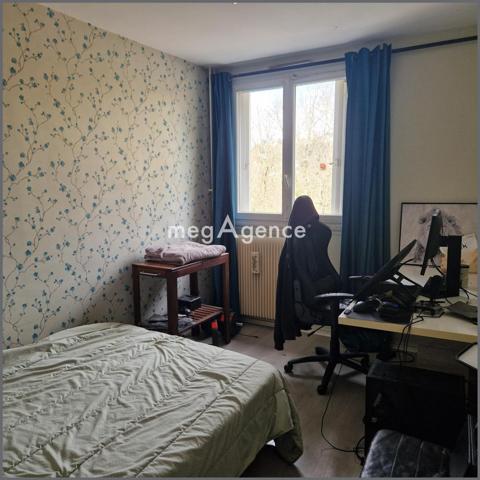 Appartement à OULLINS, 69600 - 2 pièces 51m²