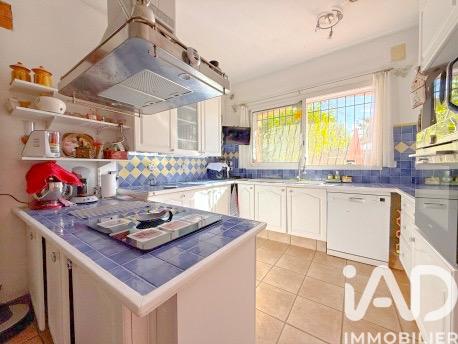 Maison à vendre 5 pièces 150 m² La Crau