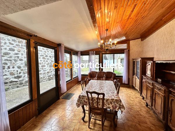 Vente Maison298 m² - 6 Pièces - POLIGNAC (43000)