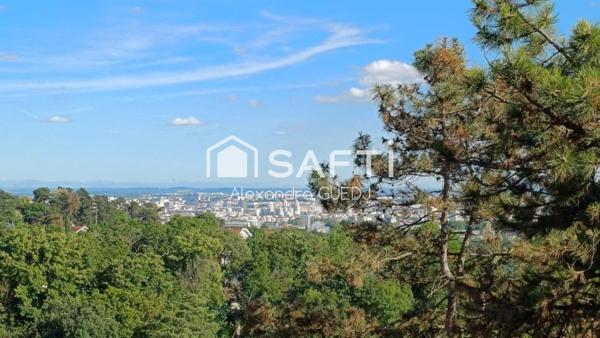 GRAND T4 DE 95 M² EN EXCELLENT ETAT + TERRASSE + PARKING + CAVE