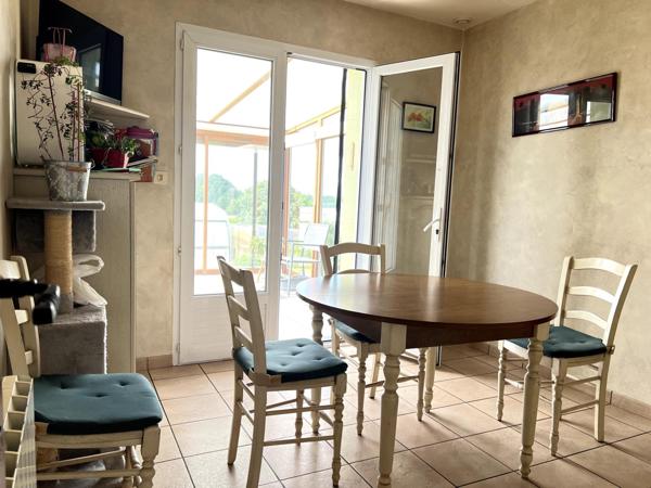 MAISON AVEC PISCINE GRAND TERRAIN ET HANGAR A 2 KMS DES PLAGES DE LONGEVILLE SUR MER