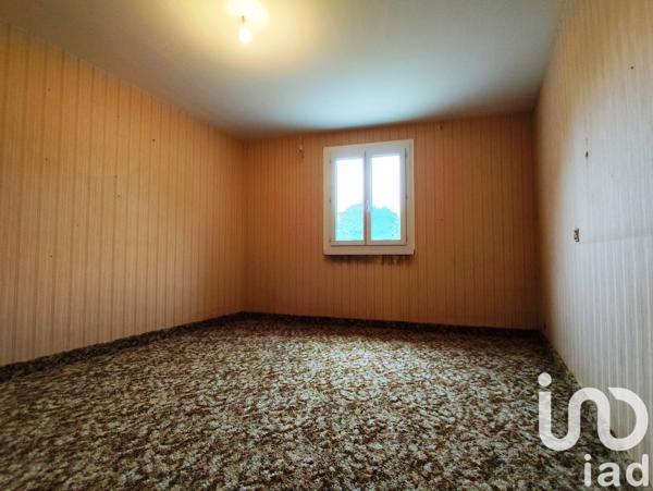 Maison de village 5 pièces de 133 m² à Bains-sur-Oust (35600)