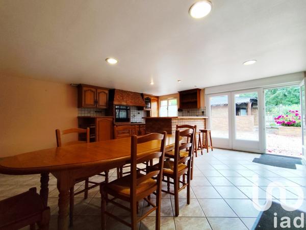 Maison de village 5 pièces de 133 m² à Bains-sur-Oust (35600)