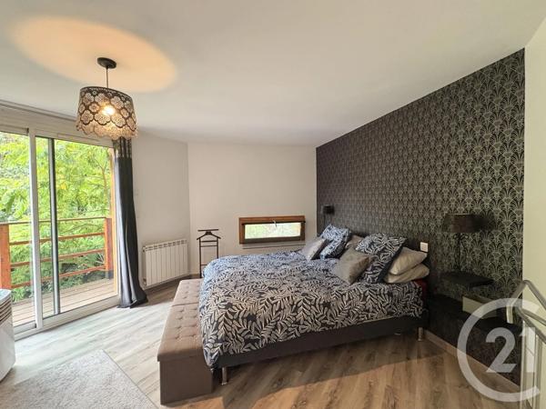 Maison à vendre  10 pièces - 295 m 2   GISORS  - 27