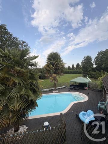 Maison à vendre  10 pièces - 295 m 2   GISORS  - 27