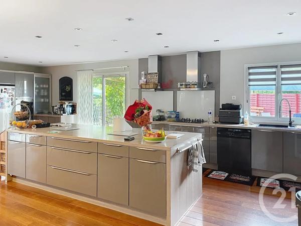 Maison à vendre  10 pièces - 295 m 2   GISORS  - 27