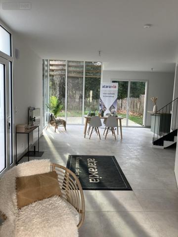 Maison à vendre à Nantes en Loire-Atlantique (44000), ref : 44028-1421 Sèvre