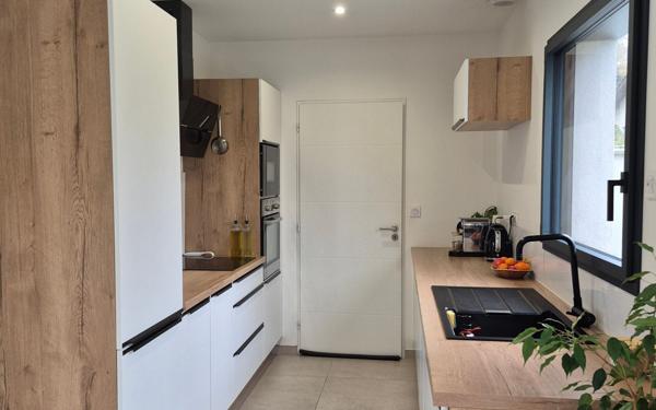 Maison à vendre    4 pièces • 104 m2 Montmerle-sur-Saône