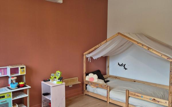 Maison à vendre    4 pièces • 104 m2 Montmerle-sur-Saône