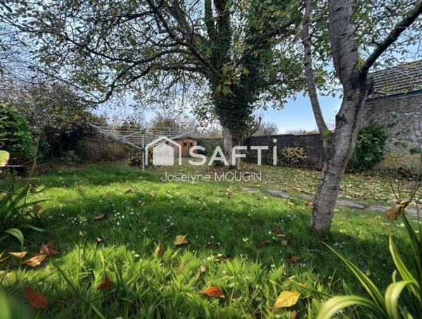 Pont de Metz, maison familiale spacieuse avec beau potentiel,4 chambres, possibilité 5, grand garage, beau jardin.