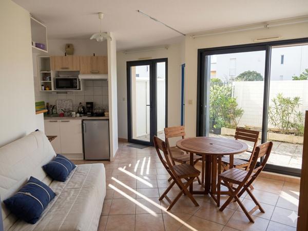 A LOUER APPARTEMENT MEUBLE LA ROCHELLE LES MINIMES