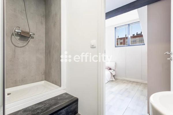 Maison
         4 pièces
        - 120 m² Exclusivité 260 000 € *