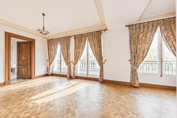 Vente Villa de luxe Saint-Maur-des-Fossés 11 Pièces 1000 m²