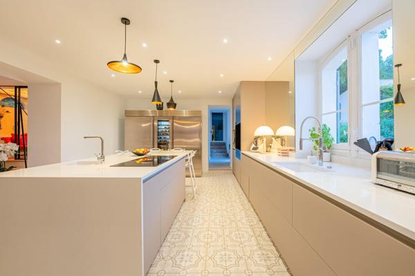 Vente Maison de luxe Hyères 10 Pièces 578 m²