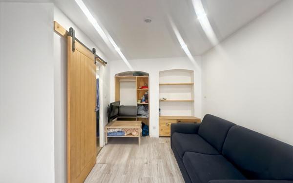 Immeuble à vendre    5 pièces • 79 m2 Martigues