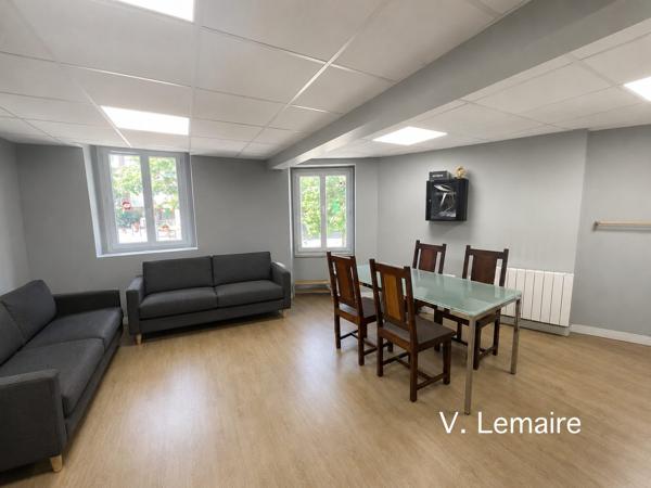 Immeuble mixte, Local commercial