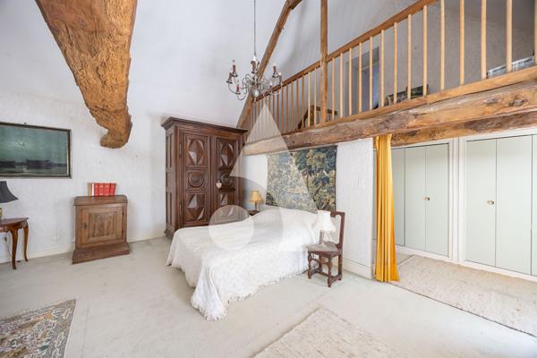 Maison 10 pièces 285 m2