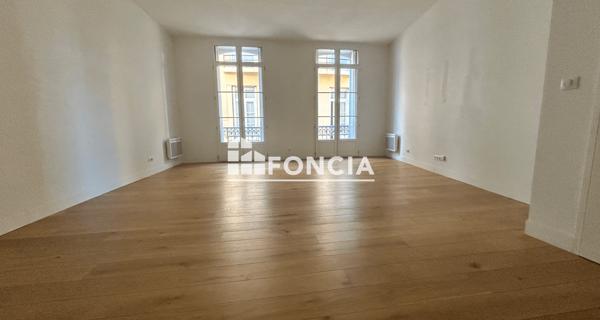Location Appartement 3 pièces 75.9 m² - Perpignan 66100