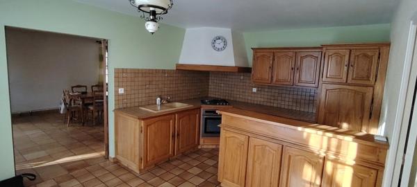Maison à vendre 8 pièces ASSAIS LES JUMEAUX (79)