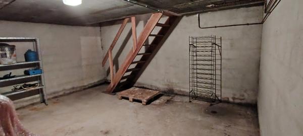 Maison à vendre 8 pièces ASSAIS LES JUMEAUX (79)