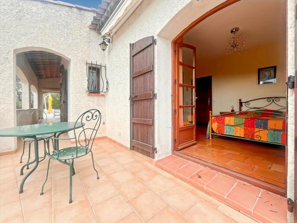 ** SOUS OFFRE ACCEPTÉE ** SI vous souhaitez acheter, vendre ou investir, contactez-moi sans plus attendre au 07 81 24 08 53. A bientôt ! **