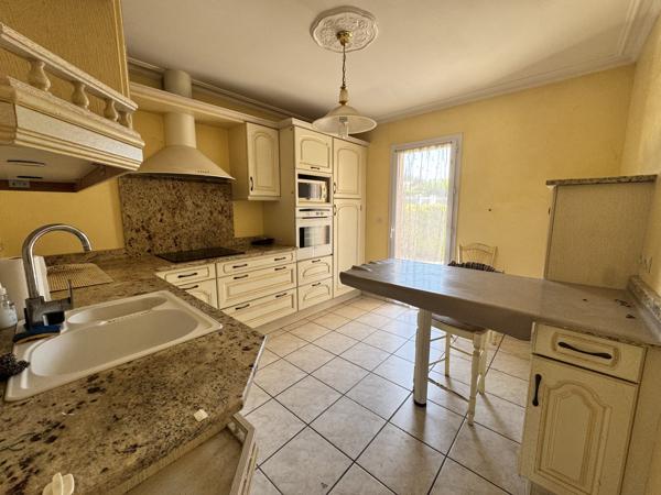 Maison de plain-pied de 103 m2 sur 605 m2 de terrain