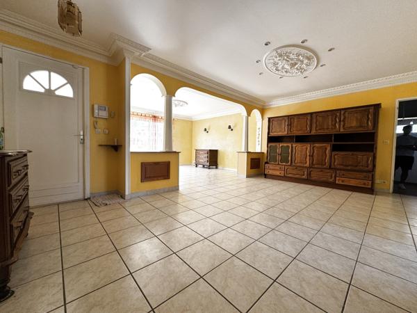 Maison de plain-pied de 103 m2 sur 605 m2 de terrain