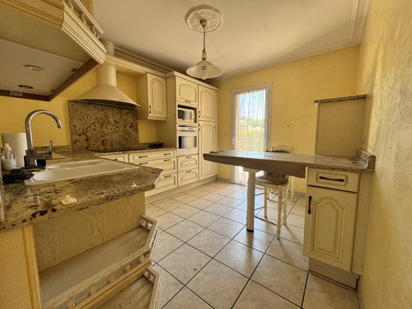 Maison de plain-pied de 103 m2 sur 605 m2 de terrain
