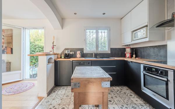 Maison à vendre    4 pièces •  Morières-lès-Avignon