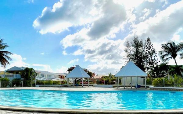 Appartement à vendre    2 pièces • 26 m2 Saint-François