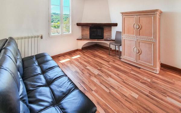 Maison à vendre    8 pièces •  Biot