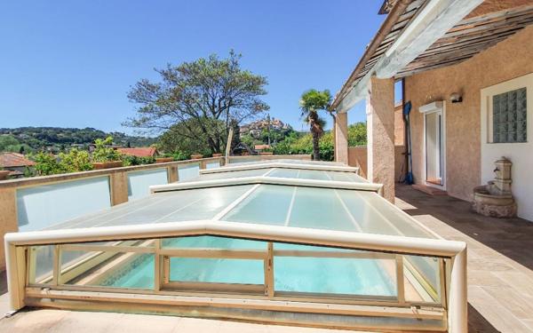 Maison à vendre    8 pièces •  Biot