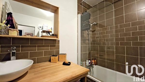 Appartement 4 pièces de 81 m² à Chartres (28000)