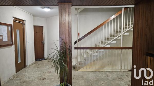 Appartement 4 pièces de 81 m² à Chartres (28000)