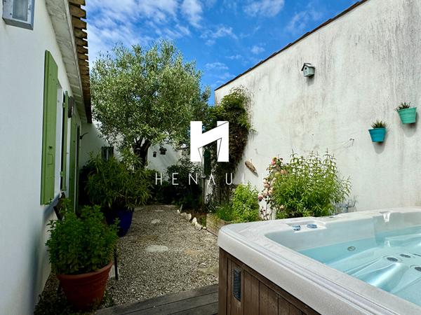 Maison La Couarde Sur Mer 6 pièce(s) 159.28 m2